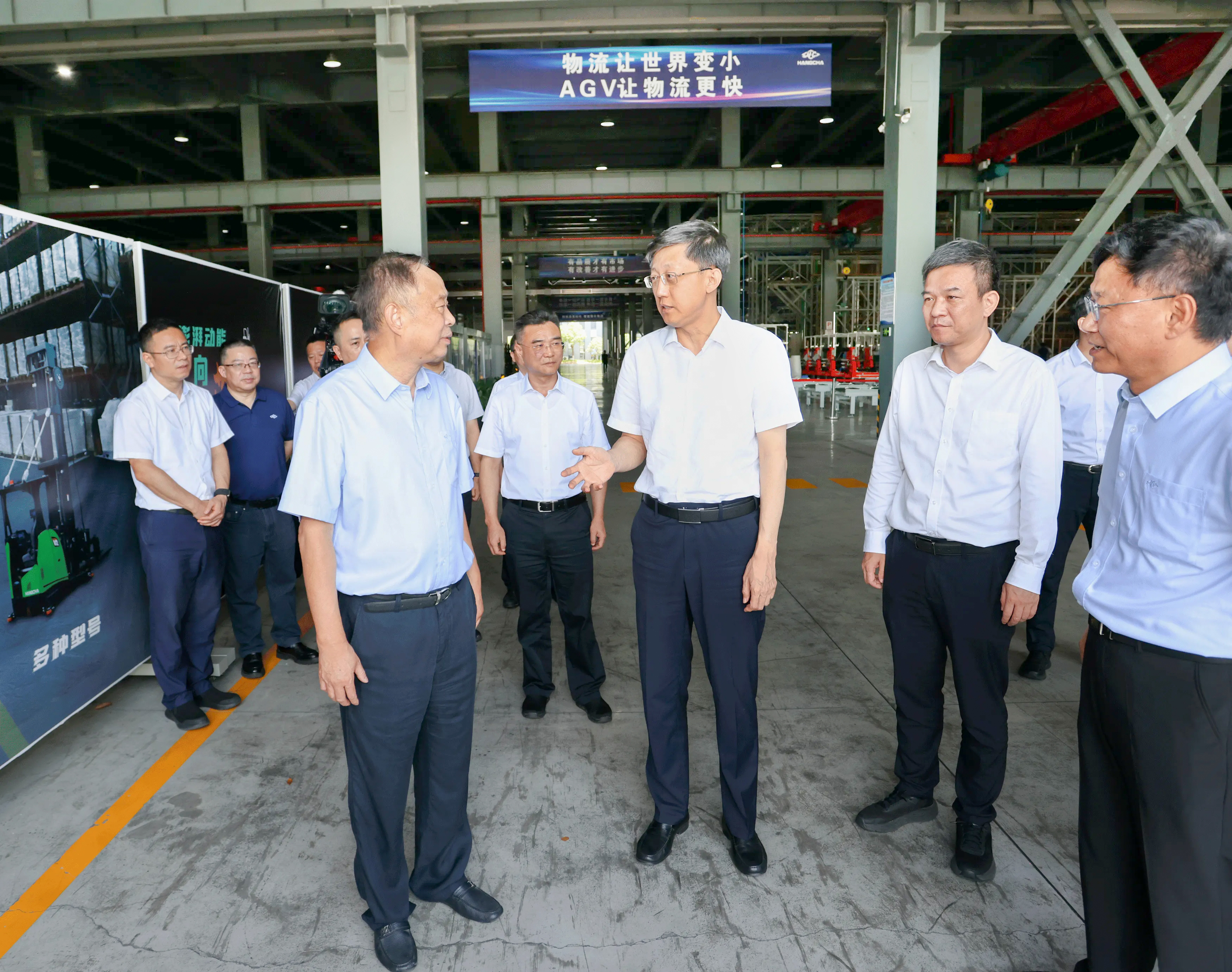 省委常委、杭州市委書記劉非調(diào)研杭叉集團(tuán)配圖（調(diào)亮度）.jpg